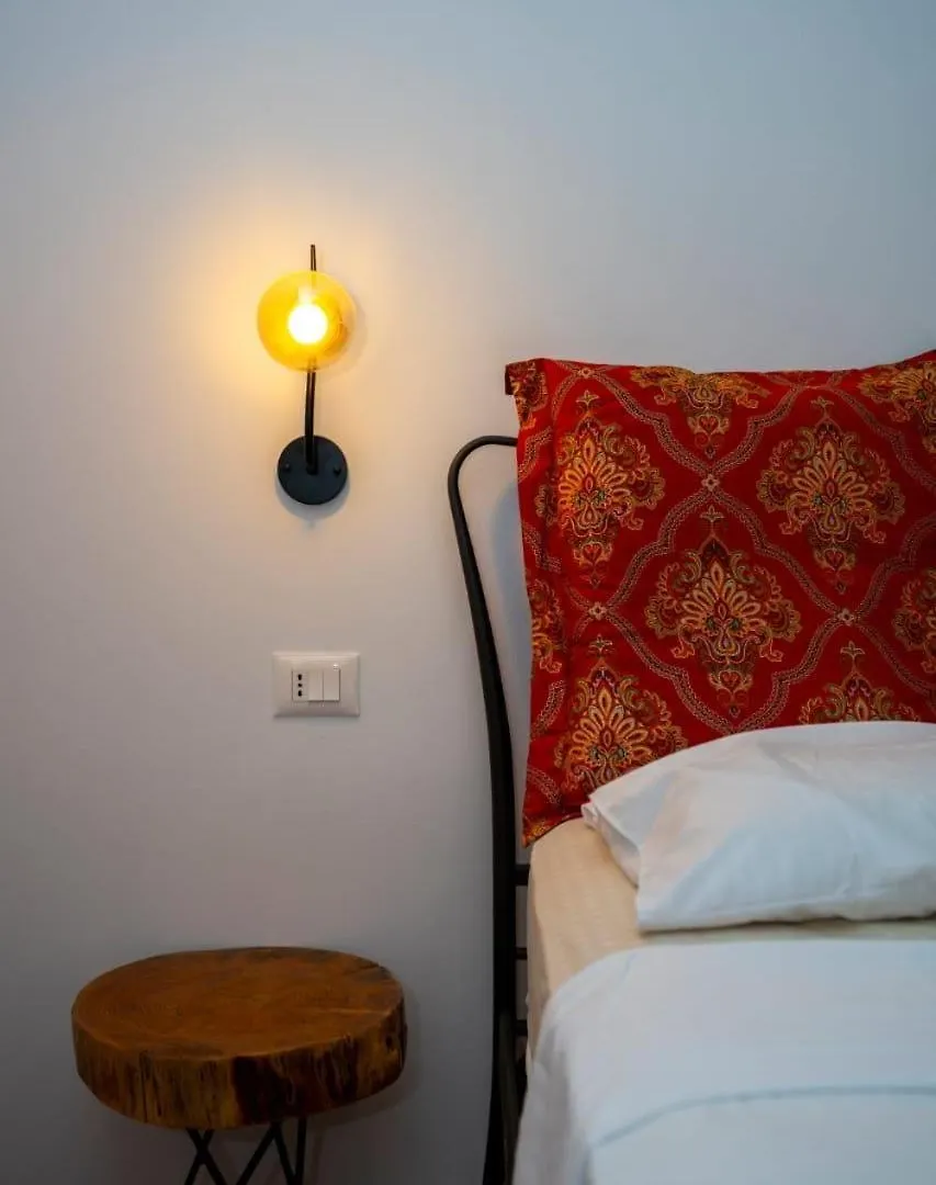 Guesthouse Veni I Gjyshit Nderlysaj