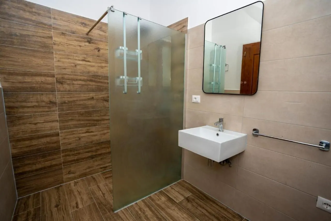 Guesthouse Veni I Gjyshit Nderlysaj Albánie