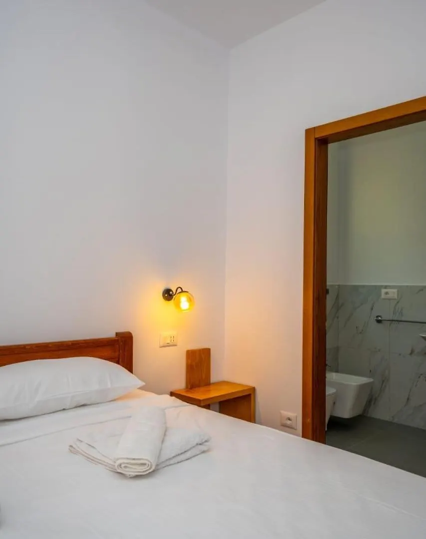**** Hotel Guesthouse Veni I Gjyshit Nderlysaj Albánie