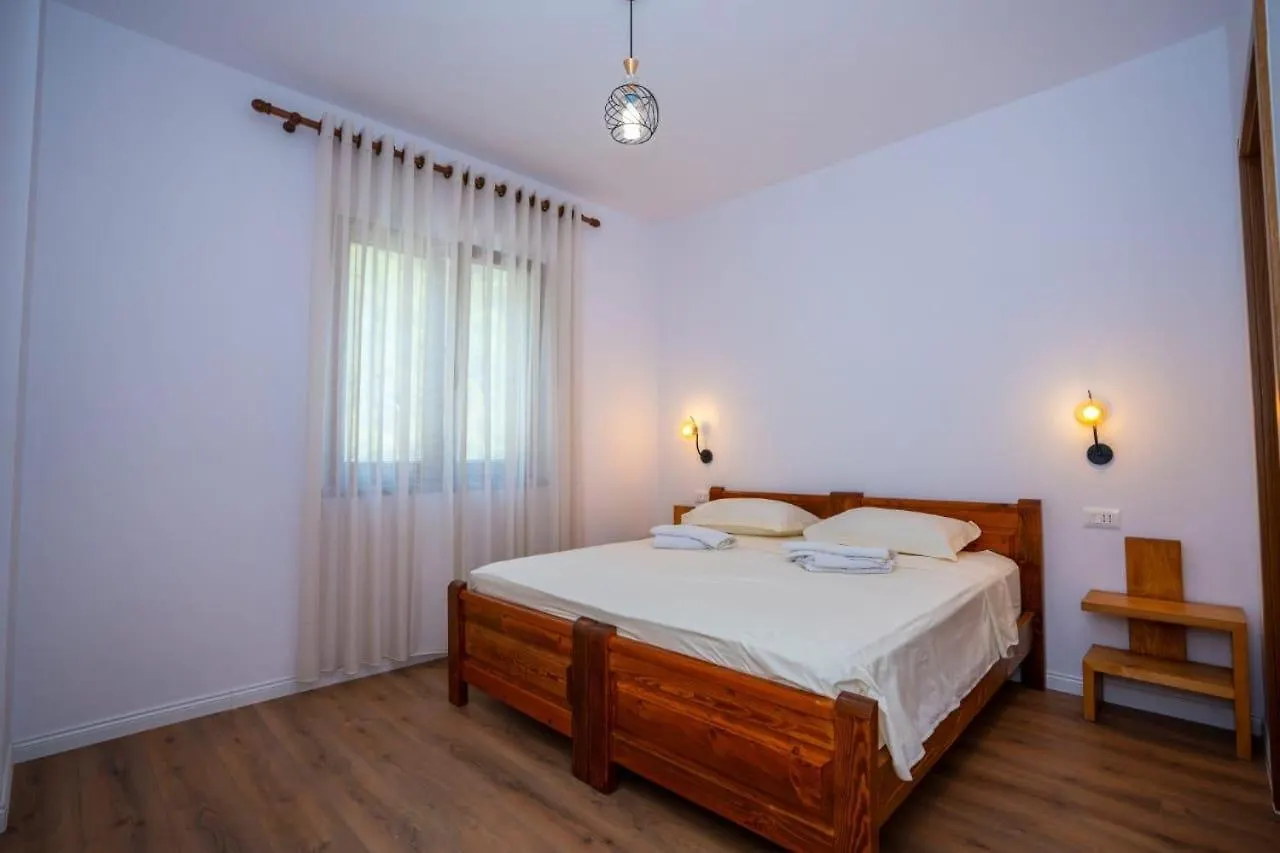 Guesthouse Veni I Gjyshit Nderlysaj 4*,  Albánie